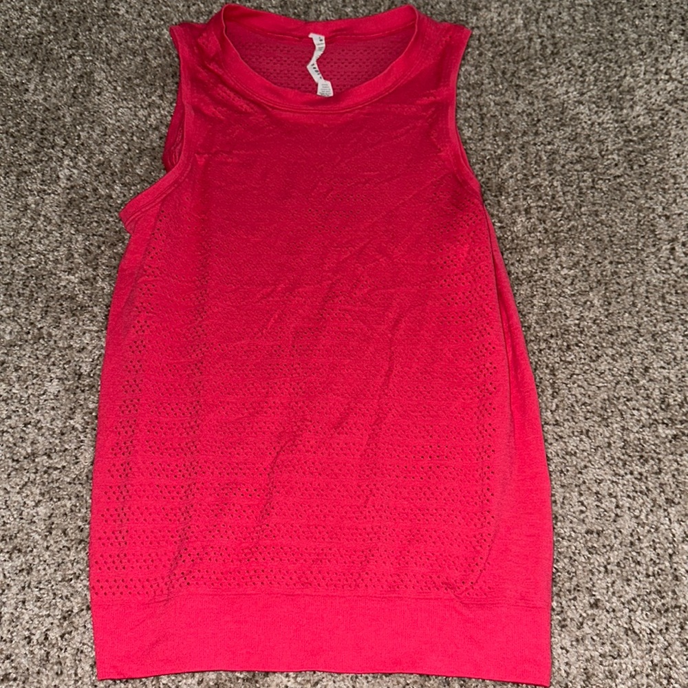 Lululemon hot pink train to be tank